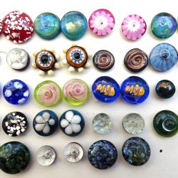 Miniatur Cabochon Ohrstecker Tutorial earringoverview